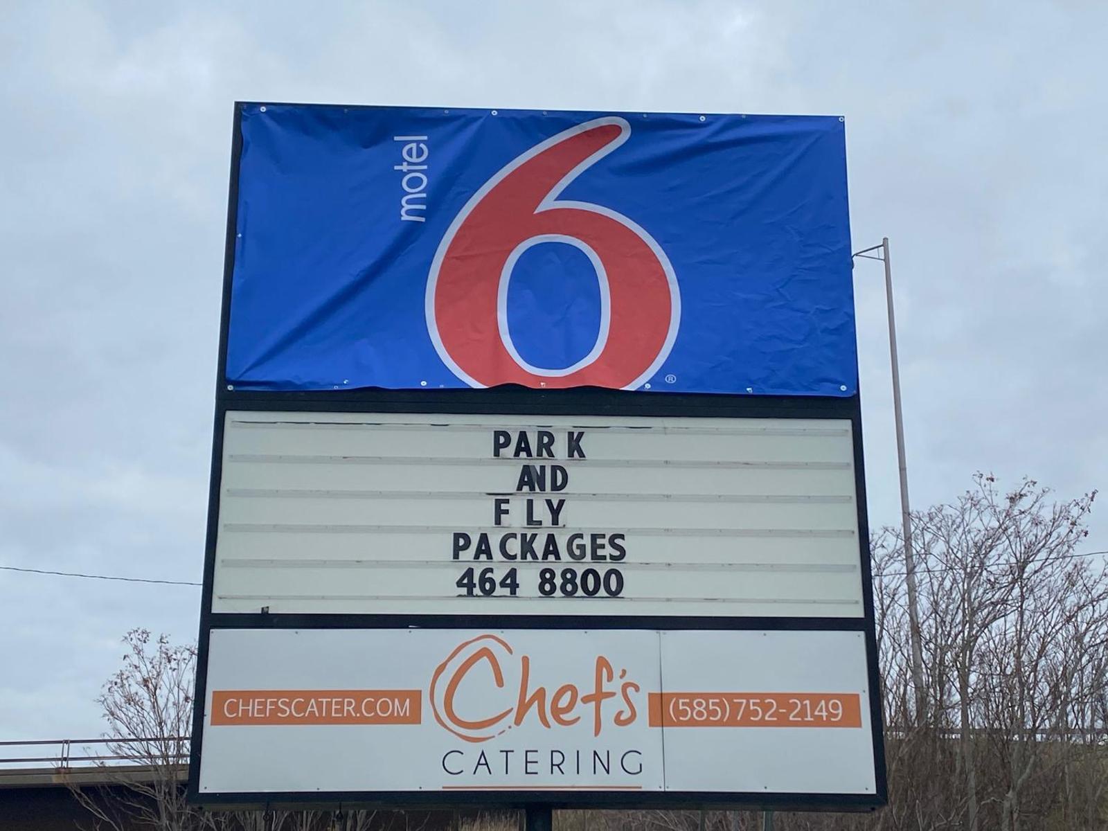 Motel 6 Rochester - Airport Main image 1