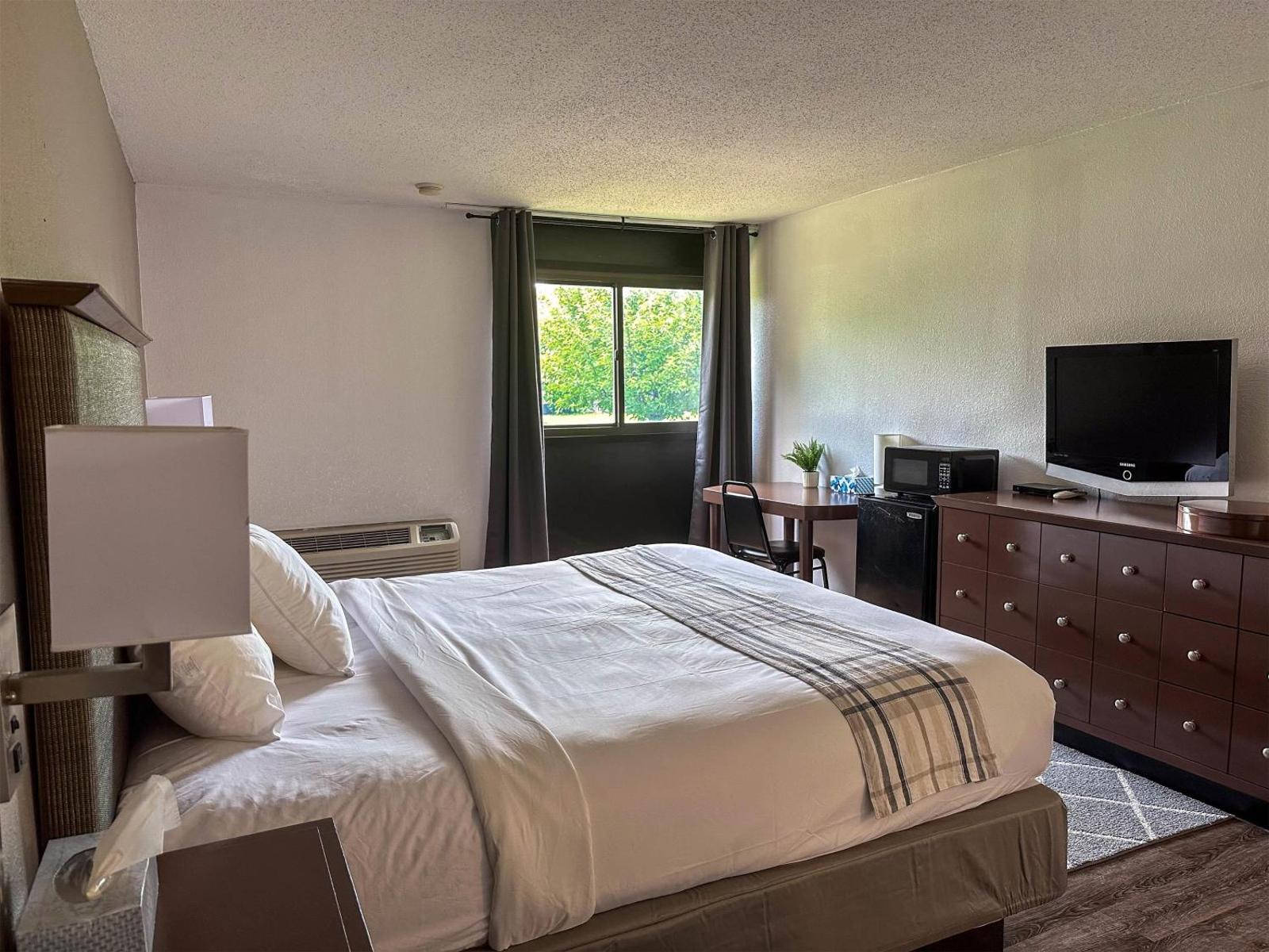Motel 6 Rochester - Airport Main image 2